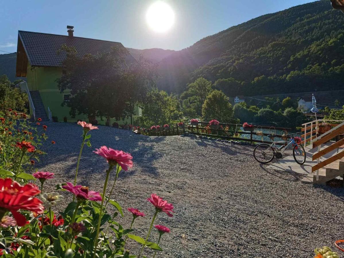 Apartmani Vila Na Drini Foca Eksteriør bilde